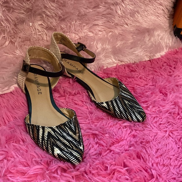 Rampage Corrinna woven flat ankle closure black and neutrals pointed toe shoes 7 - Picture 1 of 10